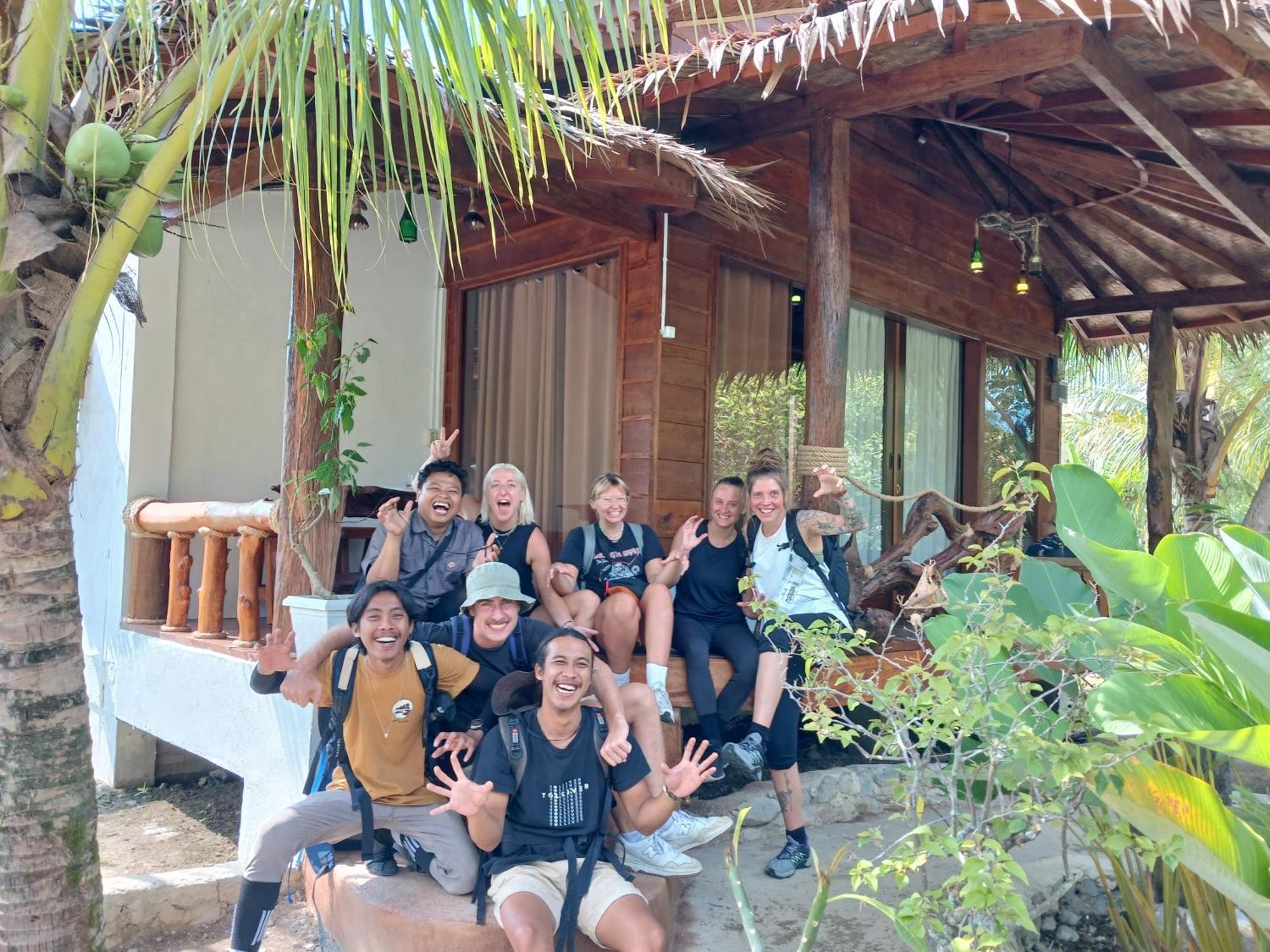 Tropical Jungle Lodge & Jungle Trekking Bukit Lawang Exteriör bild